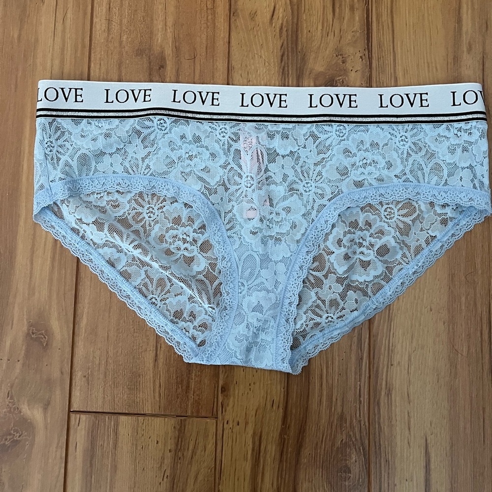 NEW Victoria’s Secret Lace Hip hugger Panty in Light Blue